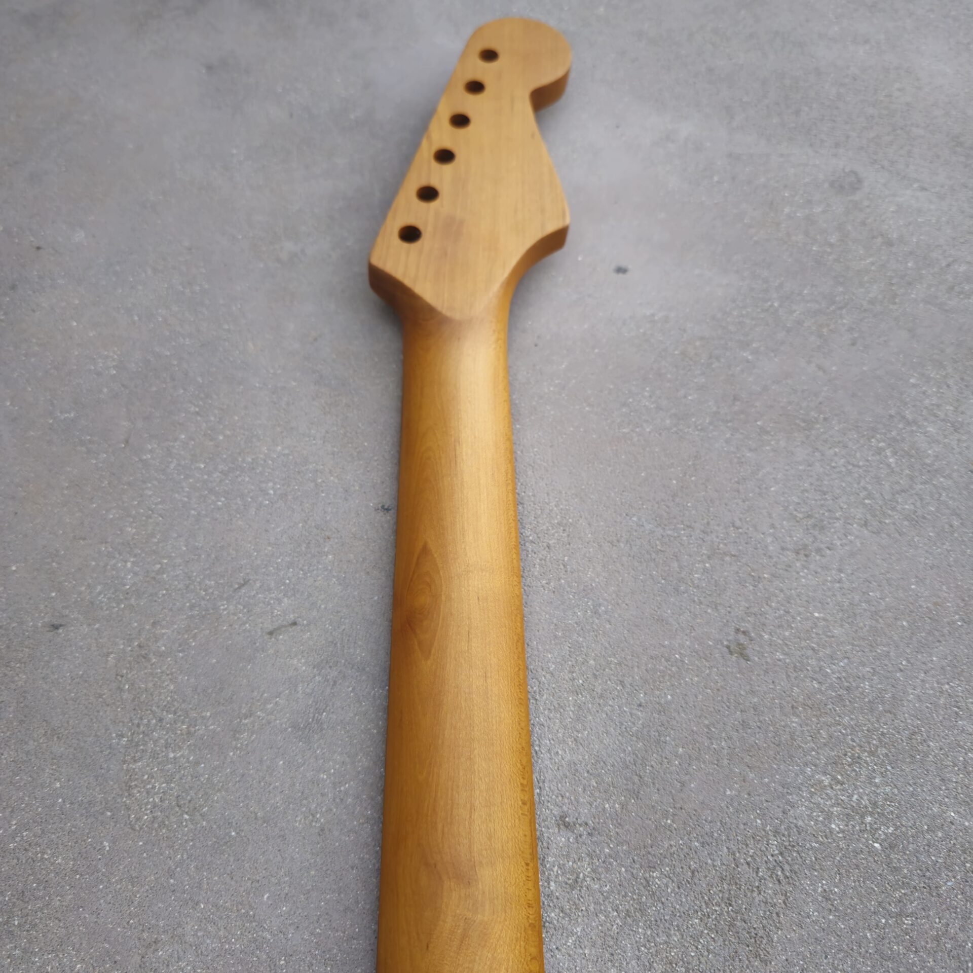 Left Hand Stratocaster Roasted Maple Neck, Rosewood Fretboard, Satin Finish - Image 6