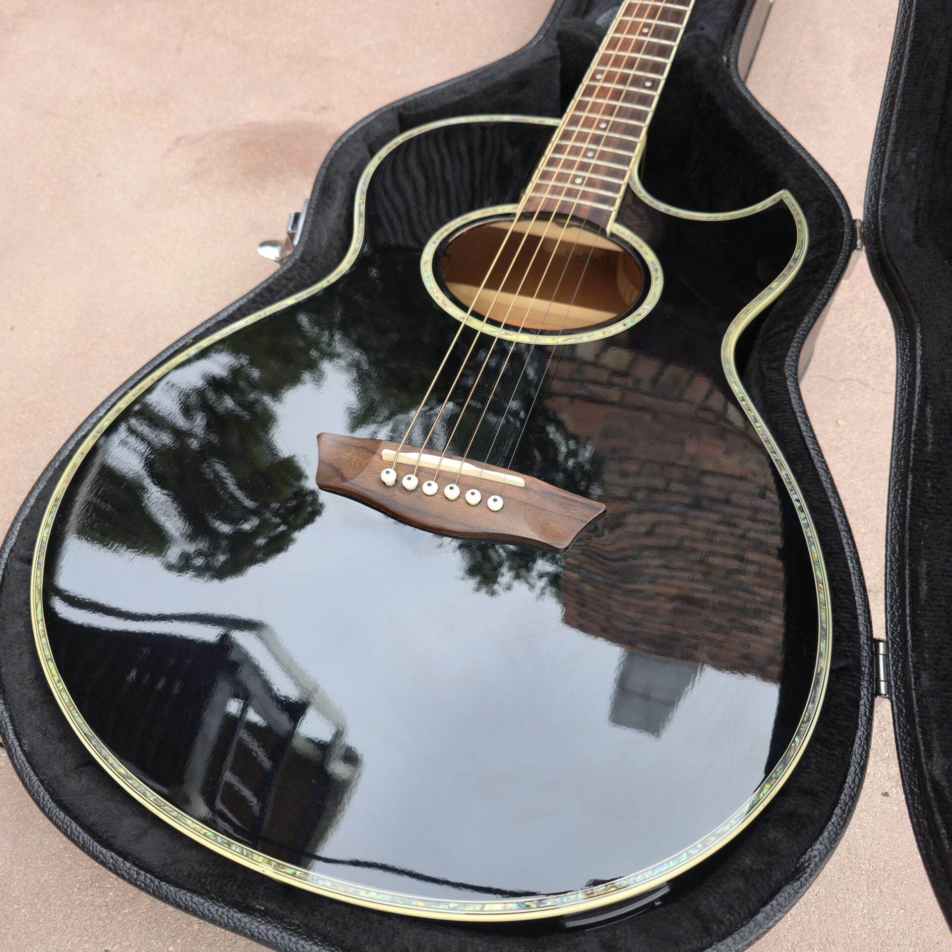 Washburn EA21 Spruce Top Acoustic Electric Guitar With 4-Band EQ (used) - Image 4