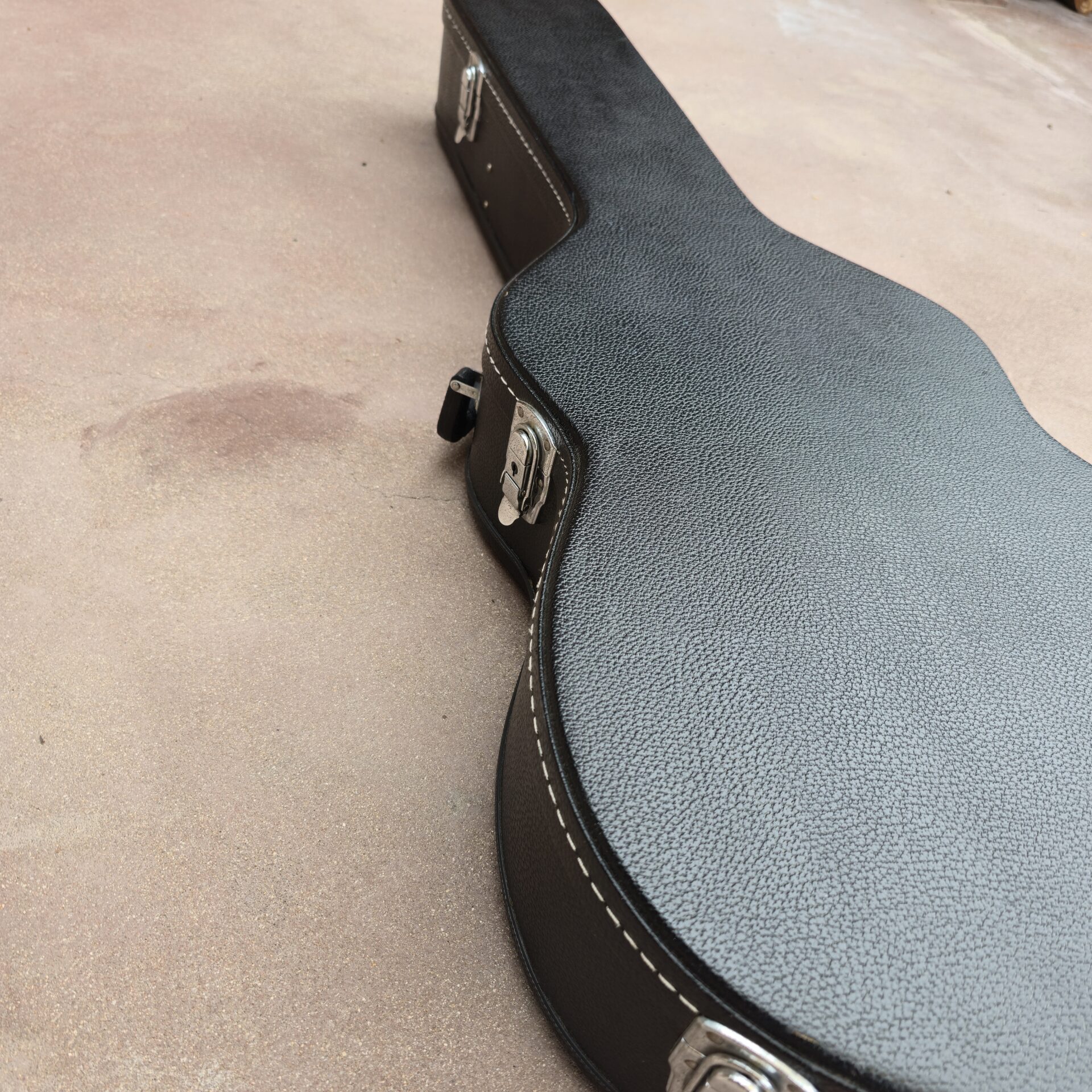 Washburn EA21 Spruce Top Acoustic Electric Guitar With 4-Band EQ (used) - Image 7